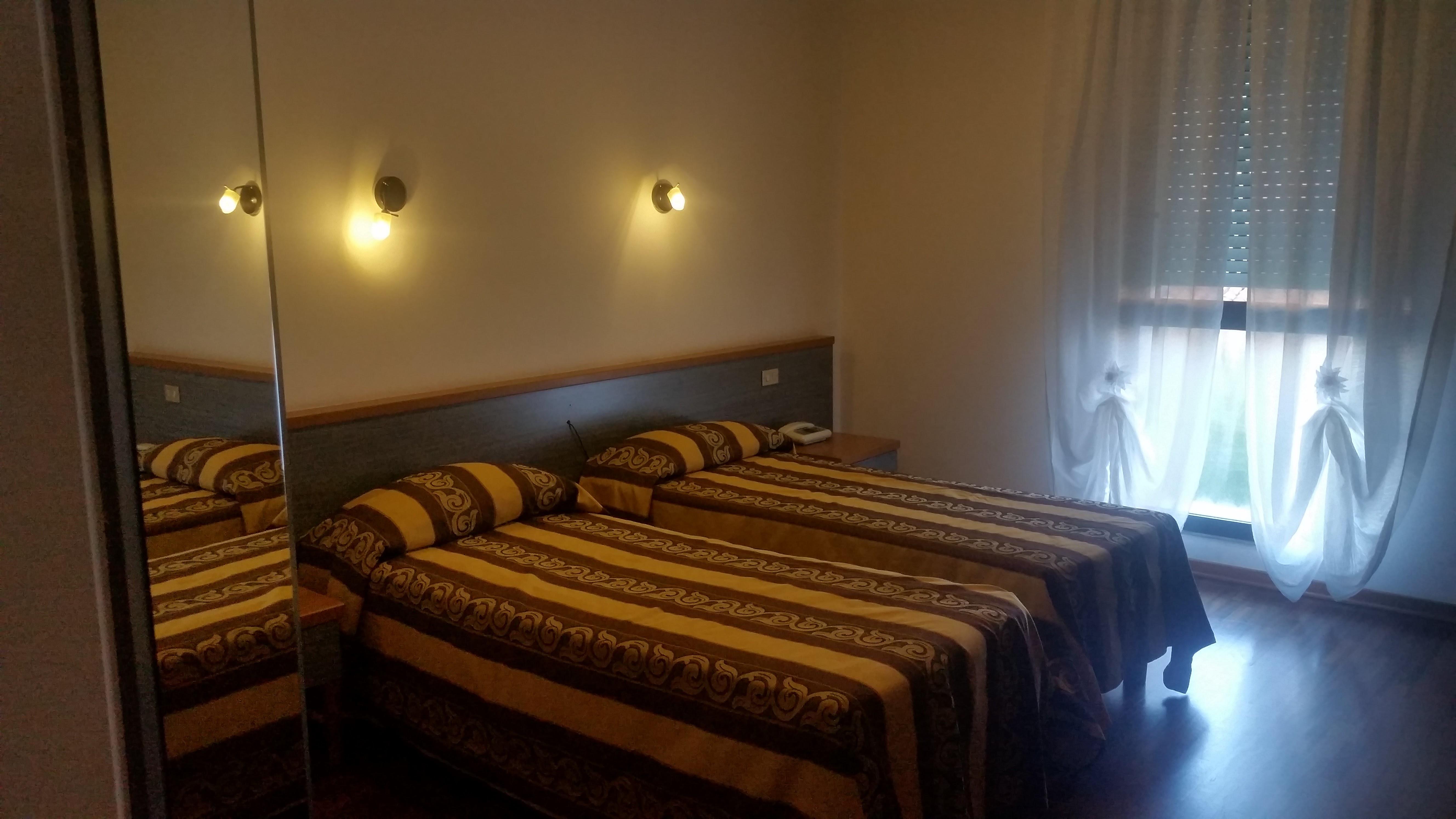 Le Colombelle Hotel Sant'Angelo  Luaran gambar