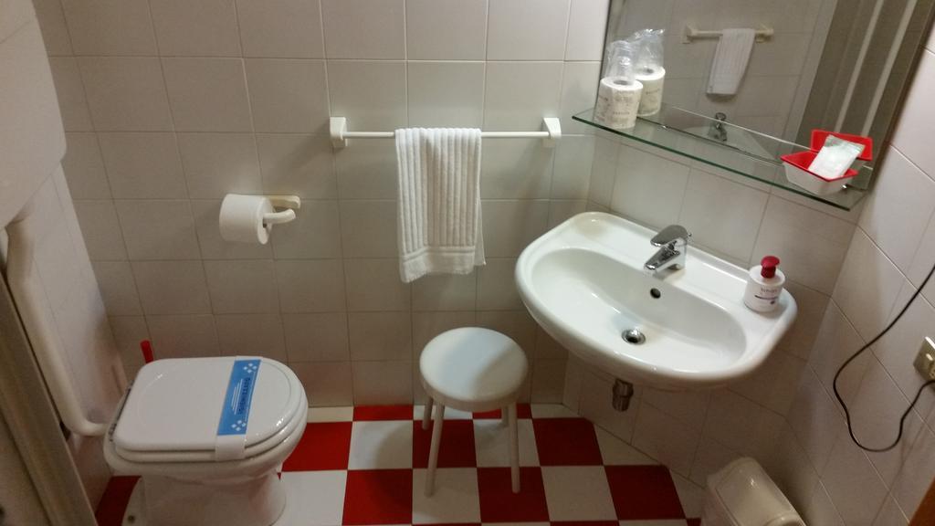 Le Colombelle Hotel Sant'Angelo  Bilik gambar
